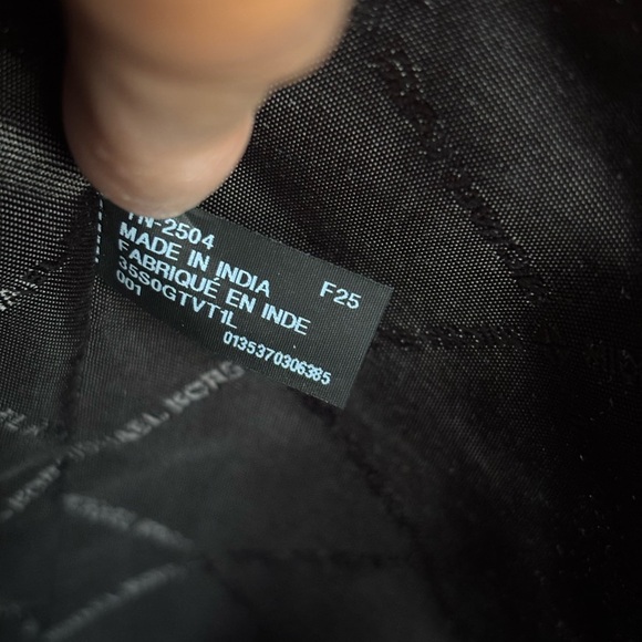 Michael Kors Black Leather Top-Zip Tote Bag - Picture 16 of 16